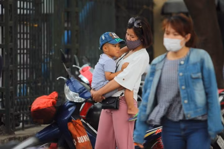 Chay xe trong dem thoat tac duong sau nghi le-Hinh-7