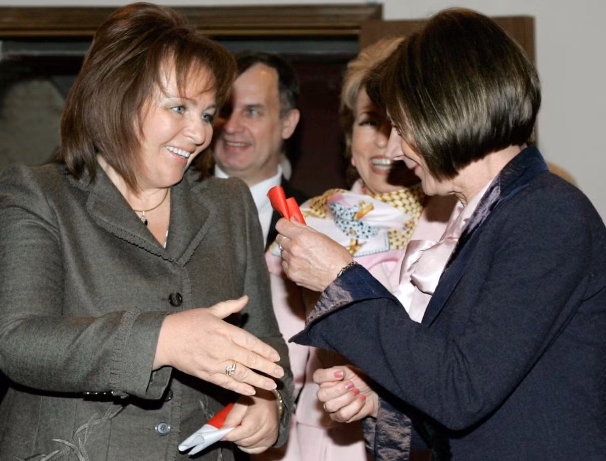 Năm 2016, có thông tin rằng bà Ocheretnaya đã kết hôn lần nữa với người đàn ông kém 20 tuổi là Artur Ocheretny. Ocheretny là giám đốc của Trung tâm Phát triển Truyền thông Liên thông.