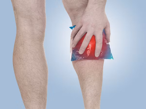 6. Giảm viêm khớp: Trà lá ô liu có thể điều trị mệt mỏi mãn tính, viêm khớp. Lá ô liu cung cấp tính chống viêm rất hiệu quả trong việc làm giảm các triệu chứng của viêm khớp. Ảnh: Boldsky.