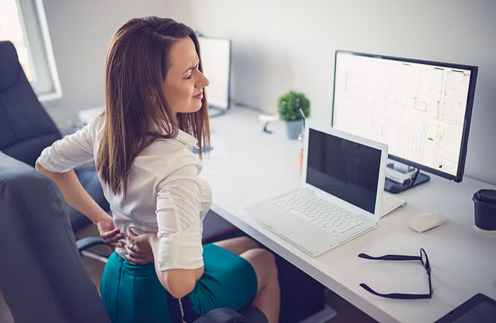 10. Glucocorticoids: Khi cơ thể bị viêm nhiễm, hormon glucocorticoids giúp giảm viêm khiến bạn dễ tăng cân. Glucocorticoids điều chỉnh việc sử dụng đường, chất béo và protein trong cơ thể. Hormon này làm tăng sự phân chia chất béo và protein nhưng làm giảm lượng glucose hay đường như một nguồn năng lượng. Khi cơ thể nạp quá nhiều đường, dẫn đến chứng béo phì và thậm chí bệnh tiểu đường nếu không được điều trị. Ảnh: iStock.