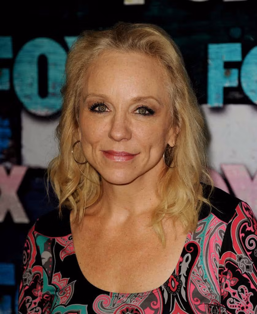 4. Brett Butler: Brett Butler là một nữ diễn viên hài nổi tiếng với vai diễn trong Grace Under Fire, vai diễn đã giành được đề cử cho Quả Cầu Vàng. Tuy nhiên, Butler từng rơi vào cảnh nghiện ma túy và bị đuổi việc vào năm 1998. Khi hết tiền, nữ diễn viên này phải sống trong một nơi trú ẩn vô gia cư. Ảnh: The Richest.