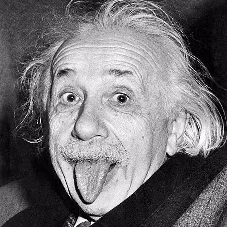 Nhiếp ảnh gia Arthur Sasse là một người may mắn đã được chụp ảnh thiên tài Einstein trong bữa tiệc sinh nhật lần thứ 72 vào ngày 14/3/1951. Ảnh: Getty.