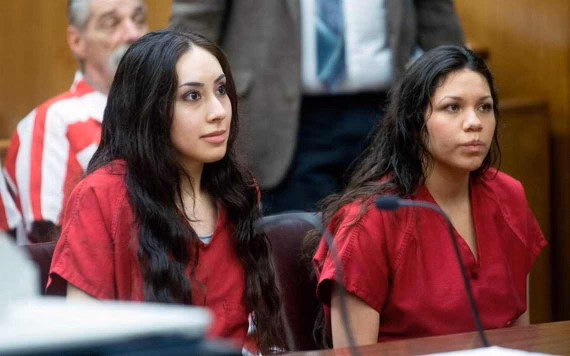 Khi các cô gái vô tội bị bắt vì tham gia các hoạt động phạm tội của băng đảng, mọi thứ sẽ trở nên khủng khiếp hơn với họ. Trong tù, họ thường bị buộc phải phục vụ tình dục cho các tù nhân nữ MS-13 cao cấp hơn. Ảnh: Poplyft.