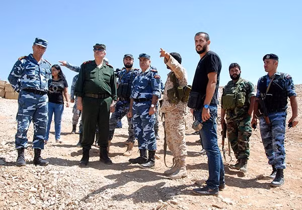 Hồi tháng 7 vừa qua, được sự hỗ trợ của các tay súng thuộc phong trào Hezbollah từ Liban, quân đội Chính phủ Syria đã tổ chức đợt tấn công đẩy lùi những phần tử chống đối đang cố thủ tại các sào huyệt trên tuyến biên giới Syria và Liban. Ảnh: Farsnews.