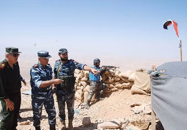 Một nguồn tin quân đội cho biết có khoảng 500 tay súng IS đang cố thủ ở đây. Lực lượng an ninh Liban cho biết quân đội nước này sẽ tiến hành tiêu diệt IS riêng rẽ tại khu vực lãnh thổ của mình. Ảnh: Farsnews.