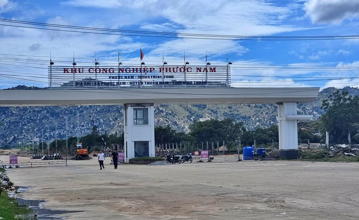 Nhieu hop dong chuyen nhuong co phan tai Ninh Thuan bi tuyen vo hieu