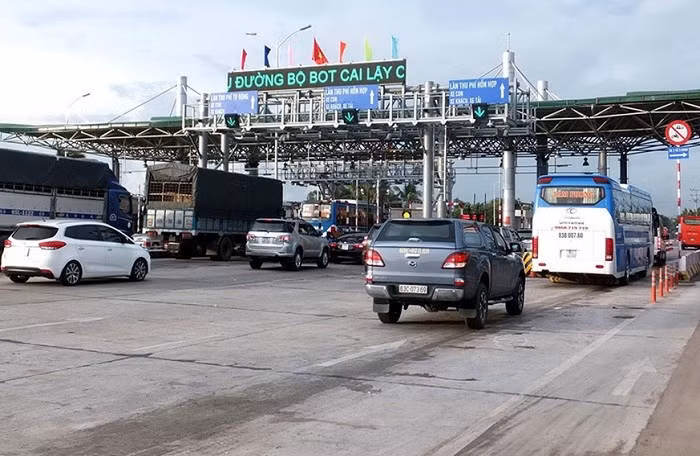 Bo GTVT kien nghi thu phi tro lai BOT Cai Lay: Giam gia toi da cho phuong tien qua tram