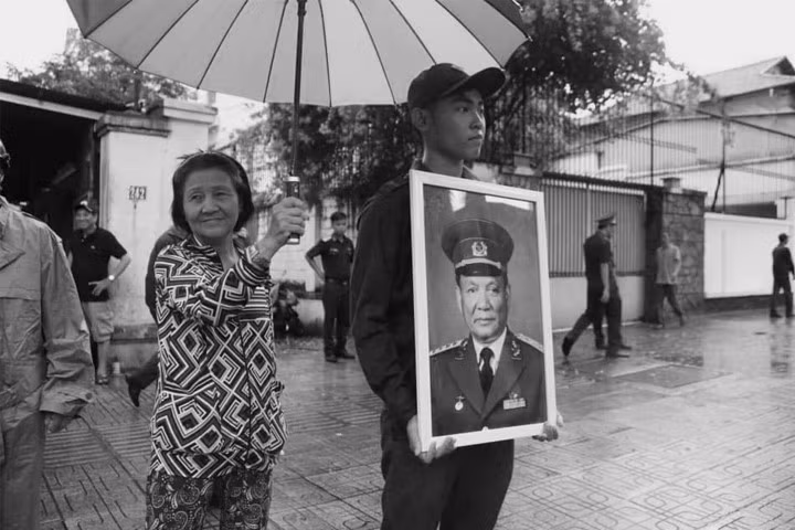 Con trai Dai tuong Le Duc Anh: “Gia tai ba de lai cho con chau... la trai tim nhan hau”-Hinh-2