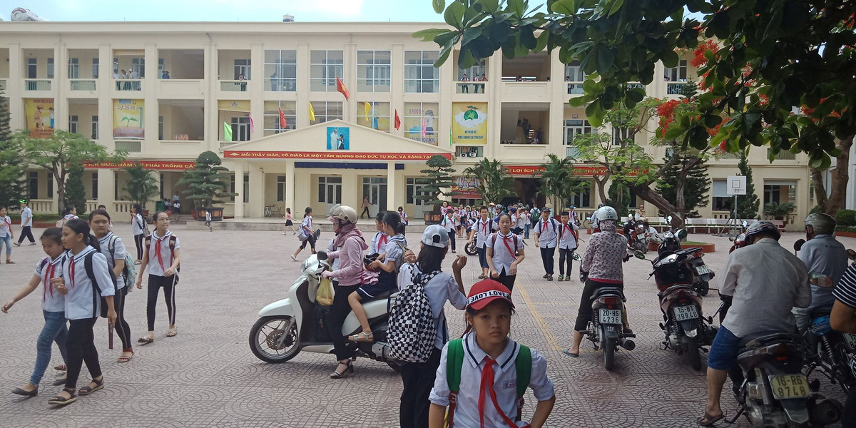 Yeu cau ky luat “buoc thoi viec” voi nu giao vien danh toi tap nhieu hoc sinh lop 2