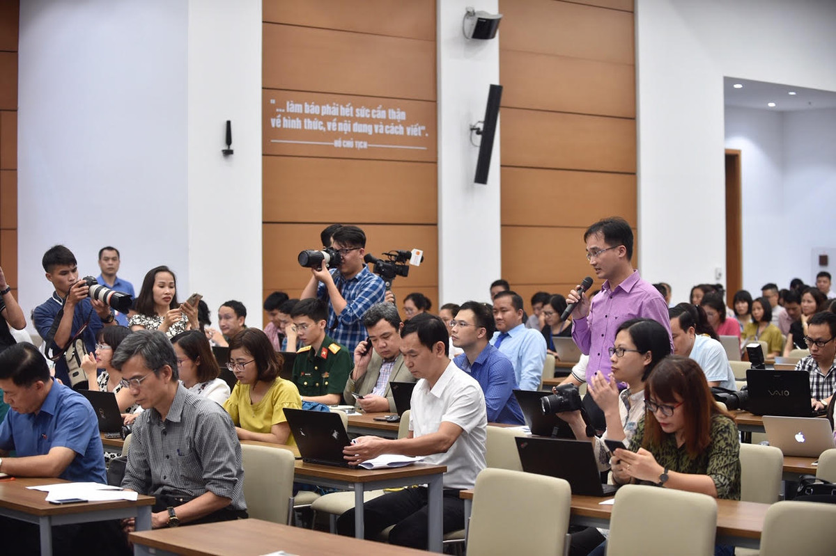 Quoc hoi se xem xet ra nghi quyet xu phat nang lai xe su dung ruou bia-Hinh-4