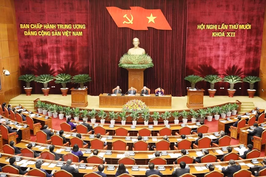 Phat hien, gioi thieu nhung nhan to moi trien vong cho Dai hoi XIII cua Dang-Hinh-2