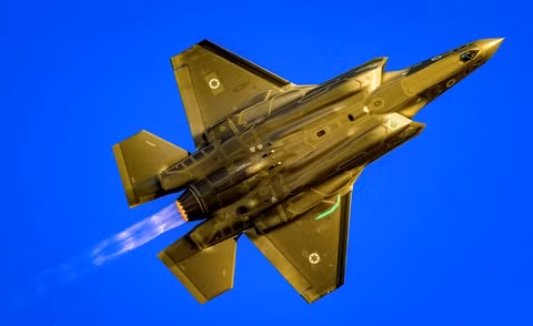 Về cơ bản, Israel đã xây dựng một ứng dụng trực tuyến, hoạt động dựa trên hệ thống C4 của F-35 do Lockheed xây dựng; ứng dụng này sử dụng những thông tin chiến trường thu được theo thời gian thực do F-35I thu thập, và được chia sẻ đến những máy bay F-15, F-16 cũng sử dụng hệ thống C4I, nhưng do Israel phát triển.