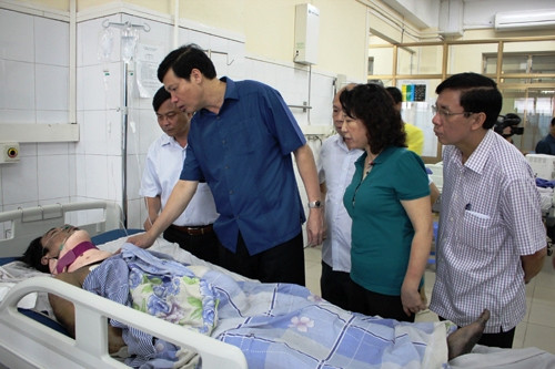 Buc tui nuoc ham lo Quang Ninh: 11 cong nhan thuong vong-Hinh-4