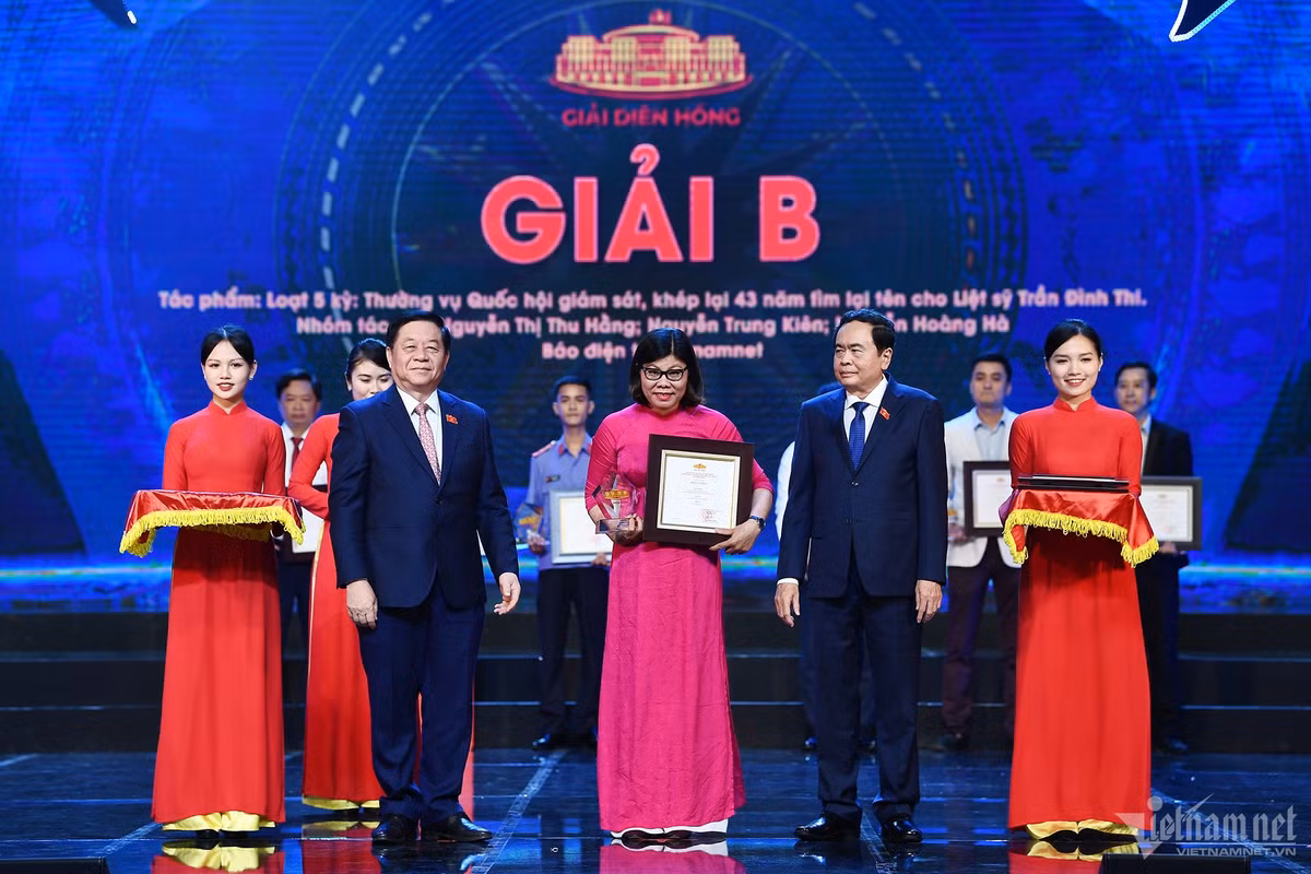 Chu tich Quoc hoi: Bao chi gop phan nang cao uy tin, vi the cua Quoc hoi-Hinh-4