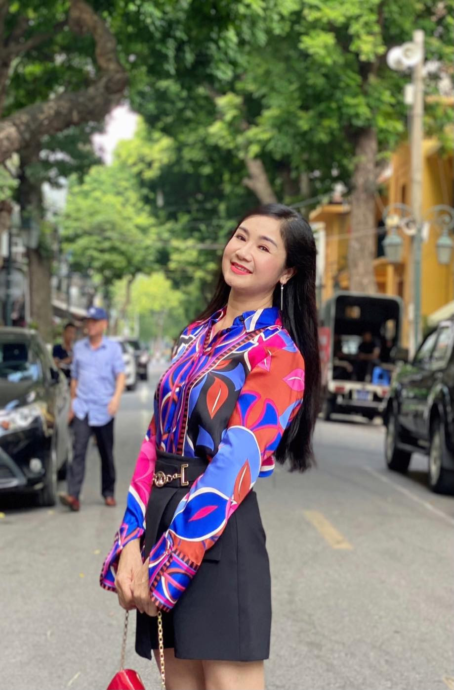 Chia sẻ về cuộc sống hiện tại, NSND Thu Hà mô tả bằng 2 từ "bình lặng". Chị sống giản dị, vô tư và hài lòng với những gì mình đang có (Ảnh: Facebook nhân vật).