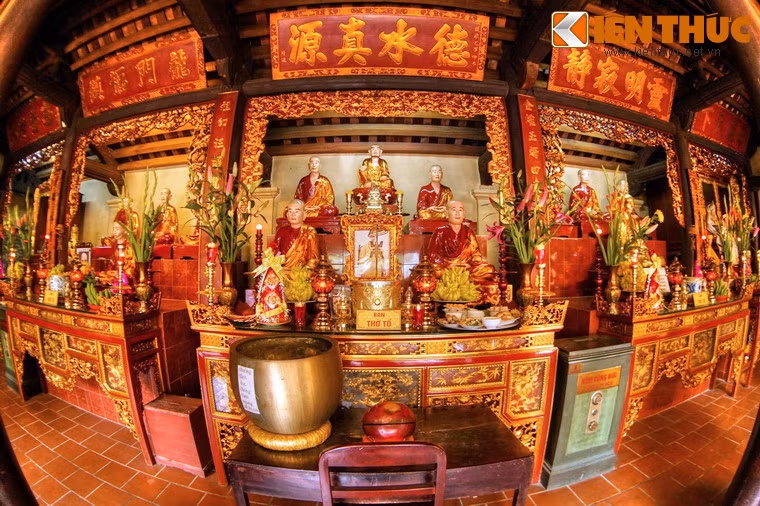 Chùa từng đón nhiều nguyên thủ các quốc gia lớn tới thăm, Tổng thống Ấn Độ Rajendra Prasad ngày 24/3/1959, Tổng thống Ấn Độ Pratibha Patil ngày 28/11/2008, Tổng thống LB Nga Dmitry Medvedev ngày 31/10/2010.