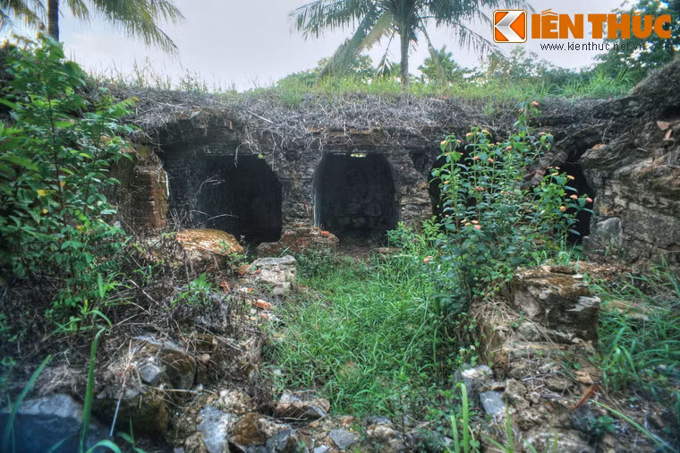 Sau năm 1975, chính quyền Sài Gòn biến thành cổ thành khu quân sự, làm kho tàng quân đội và trung tâm chỉ huy chiến dịch toàn tỉnh, đồng thời mở thêm nhà giam để đàn áp phong trào cách mạng.