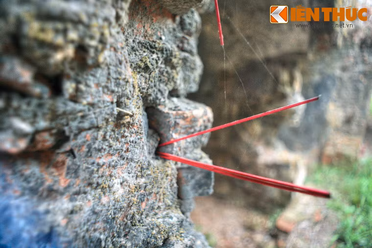 Ngày nay, phần còn lại của nhà lao Quảng Trị là những bức tường và xà lim bằng đá đổ nát rợn người sau những biến cố lịch sử khốc liệt của miền đất lửa.