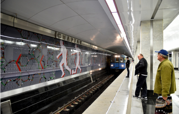 Nhà ga Spartak được thành lập vào năm 1975, tuy nhiên chỉ mở cửa 39 năm sau đó - vào năm 2014.