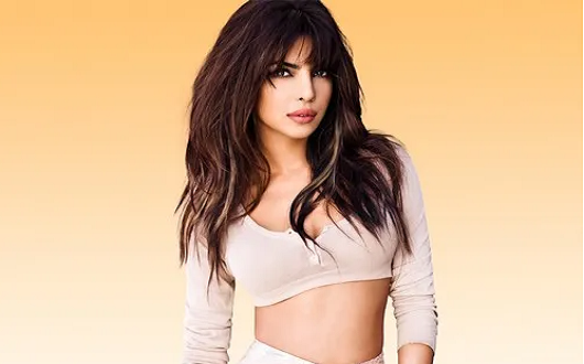 1. Priyanka Chopra: Theo Wonders List, Priyanka Chopra (sinh năm 1982) là một trong những người phụ nữ xinh đẹp nhất Ấn Độ. Cô là Hoa hậu Thế giới 2000, là một trong những nữ diễn viên được trả lương cao nhất và nổi tiếng nhất của Bollywood. (Nguồn ảnh: Wonders List)