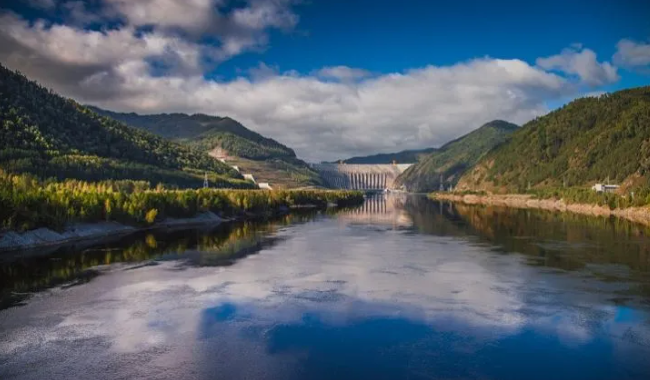 5. Sông Yenisei có chiều dài 5.539 km và diện tích lưu vực là 2.580.000 km2. Đây là con sông lớn thứ 5 trên thế giới.