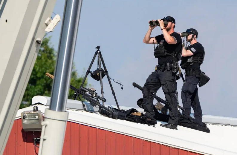 Nghi phạm ám sát hụt ông Trump 'vượt mặt' an ninh Mỹ ra sao? - Hình 2 Nghi pham am sat hut ong Trump 'vuot mat' an ninh My ra sao?-Hinh-2