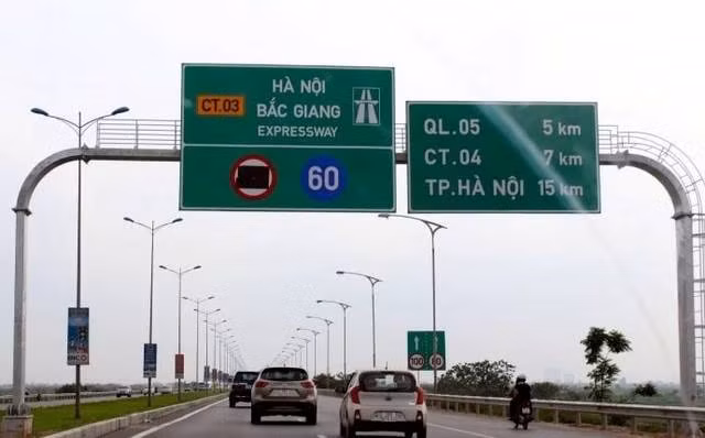 De xuat mo rong cao toc Ha Noi - Bac Giang len 10 lan xe