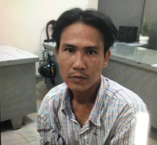 11h trưa cùng ngày, các trinh sát đã bắt giữ Nguyễn Quốc Hưng tại phường Long Trường, quận 9. Bản thân Hưng nghiện ma túy nặng, thường xuyên rủ anh Tr. đến khu vực hầm Thủ Thiêm, quận 2 để sử dụng ma túy. Đến khi không có tiền tiêu xài và mua ma túy sử dụng, Hưng nghĩ đến việc giết anh Tr. cướp xe bán lấy tiền. Vào khoảng 10h sáng 2/11/2016, sau khi đi làm sơn nước về, Hưng hẹn anh Tr. đến hầm Thủ Thiêm để sử dụng ma túy.