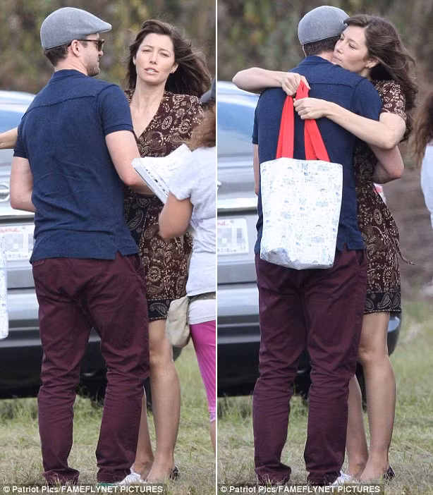 Tháng 4/2015, hai vợ chồng chào đón con trai đầu lòng Silas, nam diễn viên 35 tuổi tâm sự anh đã thay đổi nhiều kể từ khi làm cha và anh muốn dành nhiều thời gian cho gia đình hơn.