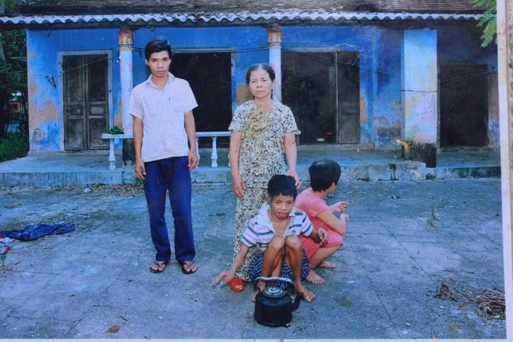 Noi dau kinh hoang me xay 