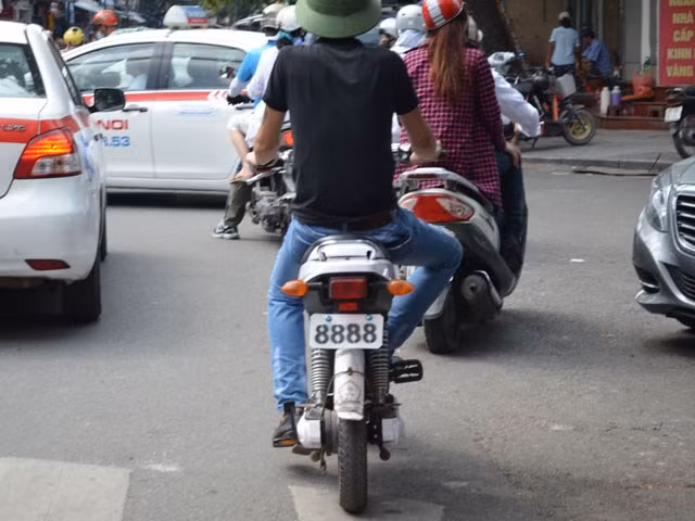 Giật mình với những biển số xe siêu “độc”, siêu đẹp và siêu… mờ ám ở Việt Nam.