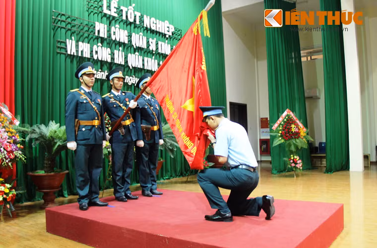 Khong quan-Hai quan Viet Nam sap co dan phi cong moi-Hinh-4