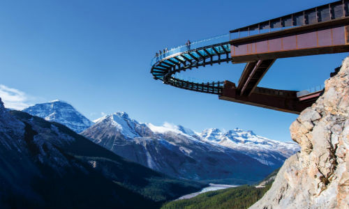 Cầu Glacier Skywalk ở tỉnh Alberta, Canada là điểm đến thú vị cho những người ưa cảm giác mạnh.