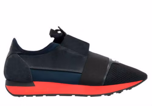 Race Shoes là sản phẩm điển hình cho mẫu giày năng động chuẩn mực của Balenciaga.