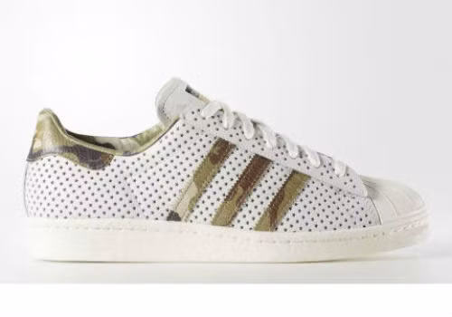 Phiên bản Adidas Quickstrike Superstars.