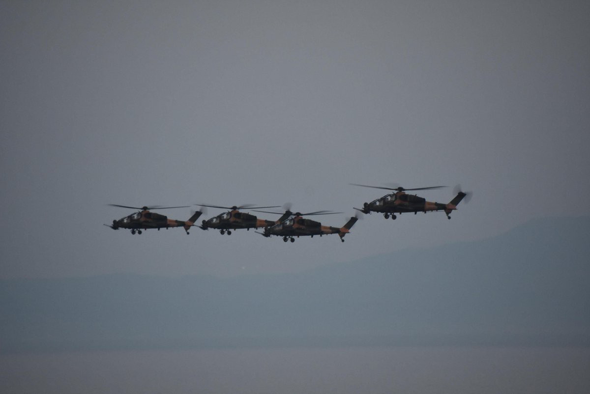 Hiện chưa rõ chiếc trực thăng gặp nạn là loại nào, nhưng giới chức quân sự Thổ Nhĩ Kỳ thông báo máy bay gặp trục trặc kỹ thuật chứ không phải bị hỏa lực mặt đất bắn trúng.