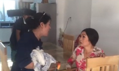 Ca si Phuong Thanh bi dien vien Thanh Thuy “cam dung Facebook“