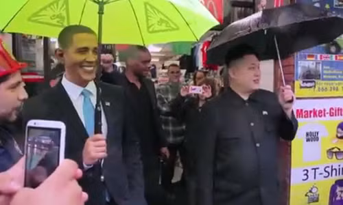 Ban sao cua ong Kim Jong-un va Obama cam o dao pho