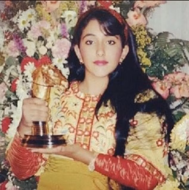 Ngoài công chúa Latifa, một công chúa khác làm điều tương tự là Sheikha Shamsa al-Maktoum. Cô là chị gái của Latifa.