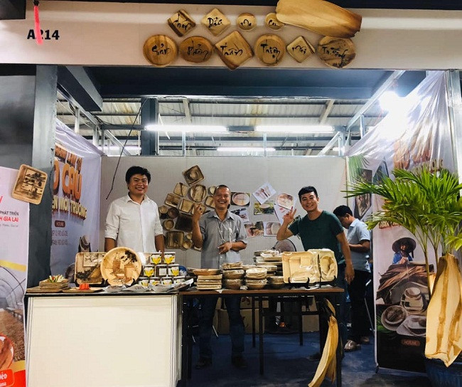 8X Phu Yen bien thu rac bo di cua nguoi nong dan thanh... tien