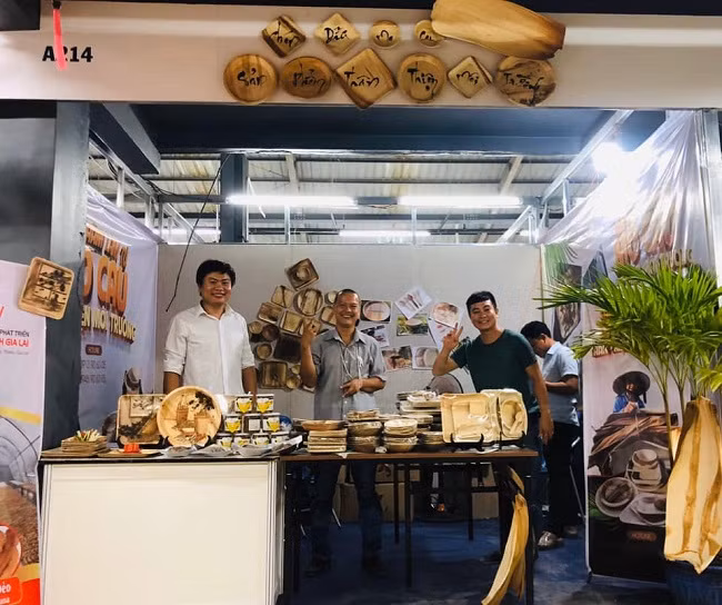 8X Phu Yen bien thu rac bo di cua nguoi nong dan thanh... tien