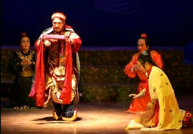 Sau khi nhà Lý sụp đổ năm 1225, hoàng tử Lý Long Tường sang Cao Ly sinh sống. Năm 1253, quân Mông Cổ tấn công Cao Ly, đánh vào quốc đô, một cánh quân đánh vào Ủng Tân. Lý Long Tường tổ chức kháng chiến, cùng quan quân trong phủ thành và nhân dân địa phương chiến đấu dũng cảm. Sau 5 tháng, quân giặc thua to, phải xin hàng.