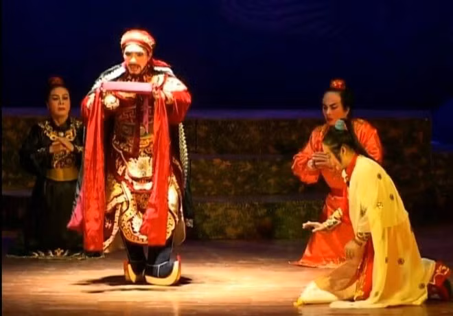 Sau khi nhà Lý sụp đổ năm 1225, hoàng tử Lý Long Tường sang Cao Ly sinh sống. Năm 1253, quân Mông Cổ tấn công Cao Ly, đánh vào quốc đô, một cánh quân đánh vào Ủng Tân. Lý Long Tường tổ chức kháng chiến, cùng quan quân trong phủ thành và nhân dân địa phương chiến đấu dũng cảm. Sau 5 tháng, quân giặc thua to, phải xin hàng.