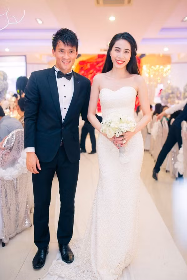 Ngày 27/12/2014, đám cưới của Công Vinh và Thủy Tiên được tổ chức tại Kiên Giang với sự góp mặt của 1000 khách mời