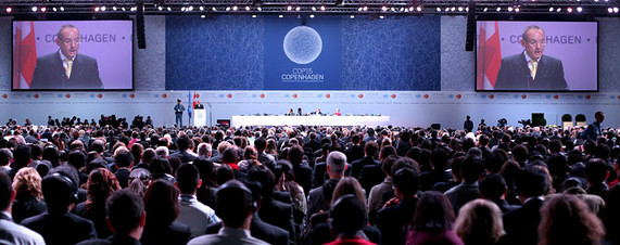 192 nước trên thế giới tham gia hội nghị thượng đỉnh tại Copenhagen. Sự kiện này được đánh giá là một bước ngoặt quan trọng đối với tương lai của môi trường.