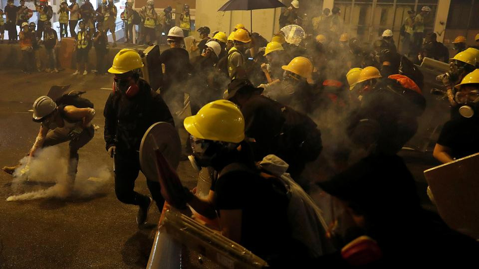 Ngày nay, băng nhóm 14K có khoảng 120.000 - 200.000 thành viên. Những thành viên này hoạt động trong 45 nhóm nhỏ, nên được ví như một con mãng xà nhiều đầu. Dù bị cảnh sát vây bắt thường xuyên, nhưng tổ chức tội phạm khét tiếng vẫn không bị tiêu diệt hoàn toàn.