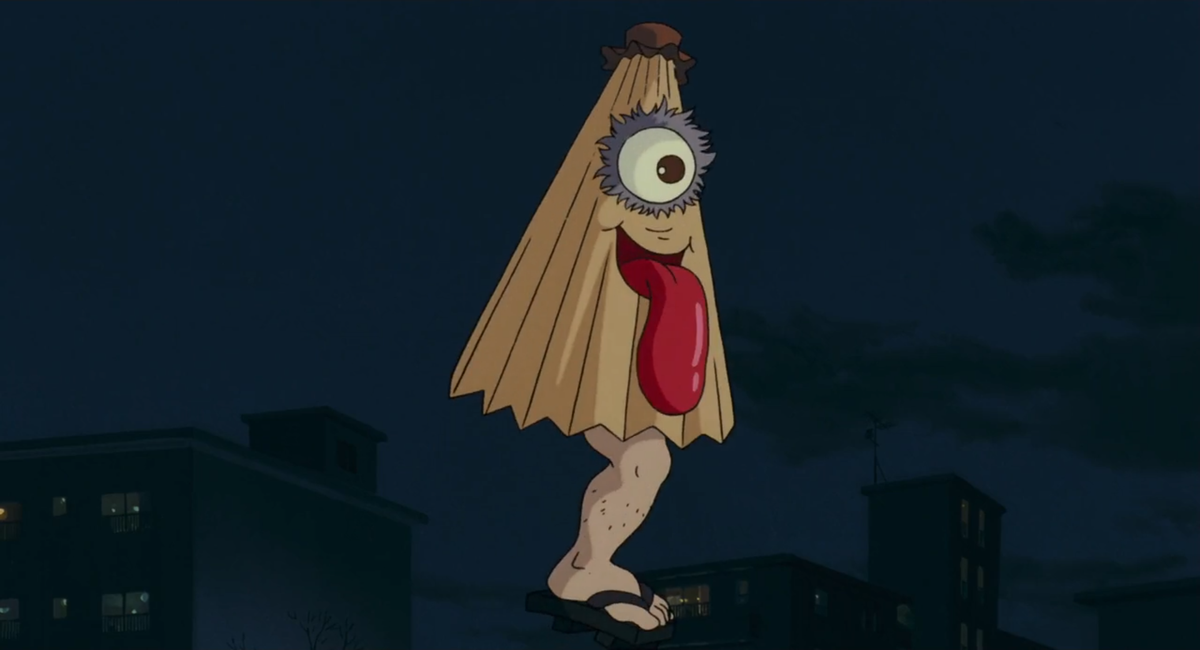 Nguyên do là bởi khi "ma ô" Kasa-obake đột nhiên xuất hiện thì nó sẽ khiến người đó hoảng sợ bằng việc để lộ chiếc lưỡi đỏ ngầu và dài ra khỏi miệng.