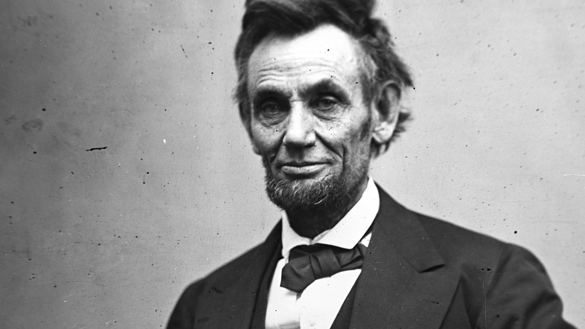 Tổng thống Mỹ Abraham Lincoln là một trong những nhân vật nổi tiếng lịch sử được công chúng yêu quý và ngưỡng mộ. Thói quen ăn uống của ông chủ Nhà Trắng này khiến nhiều người quan tâm.