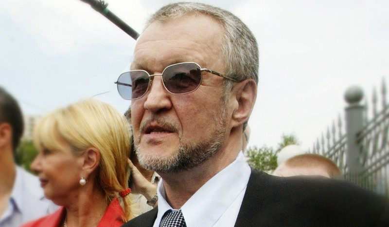 Ivankov khiến nhiều người khiếp sợ với những thủ đoạn tàn ác như trói nạn nhân vào trong quan tài rồi đe dọa vứt xuống sông. Nhiều khi gã mafia người Nga treo cổ nạn nhân lên trên cây. Khi họ gần tắt thở thì Ivankov mới thả nạn nhân xuống.