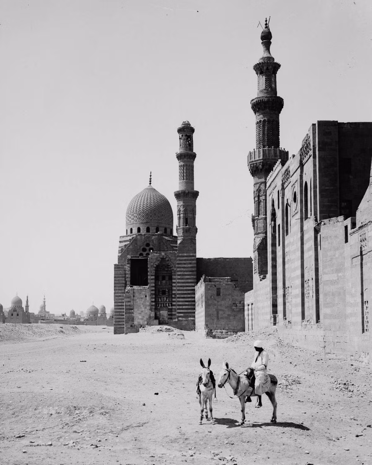 Một công trình hàng ngàn tuổi ở Cairo, Ai Cập năm 1900.